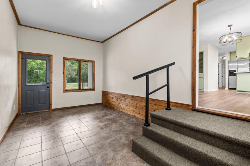 2961 201st Ave NW, Oak Grove, MN 55011