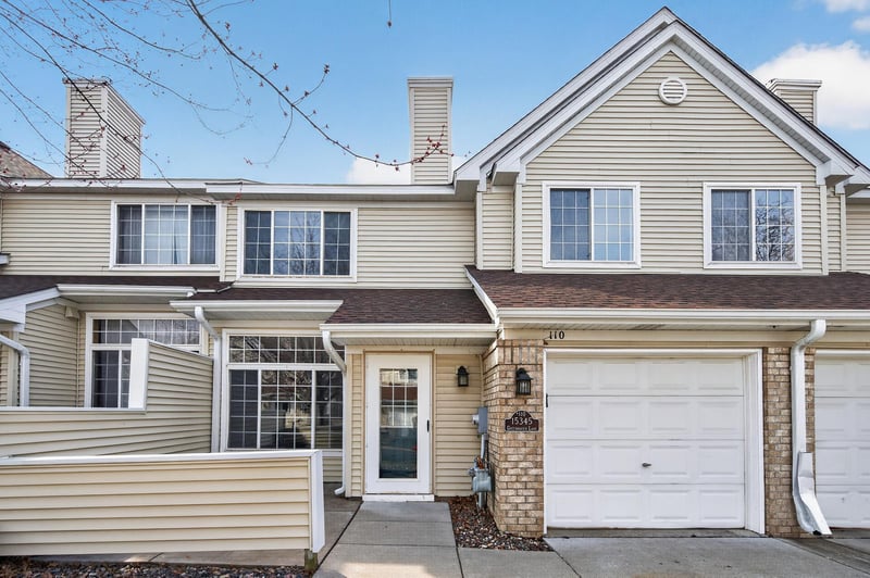 15345 Greenhaven Ln #110, Burnsville, MN 55306