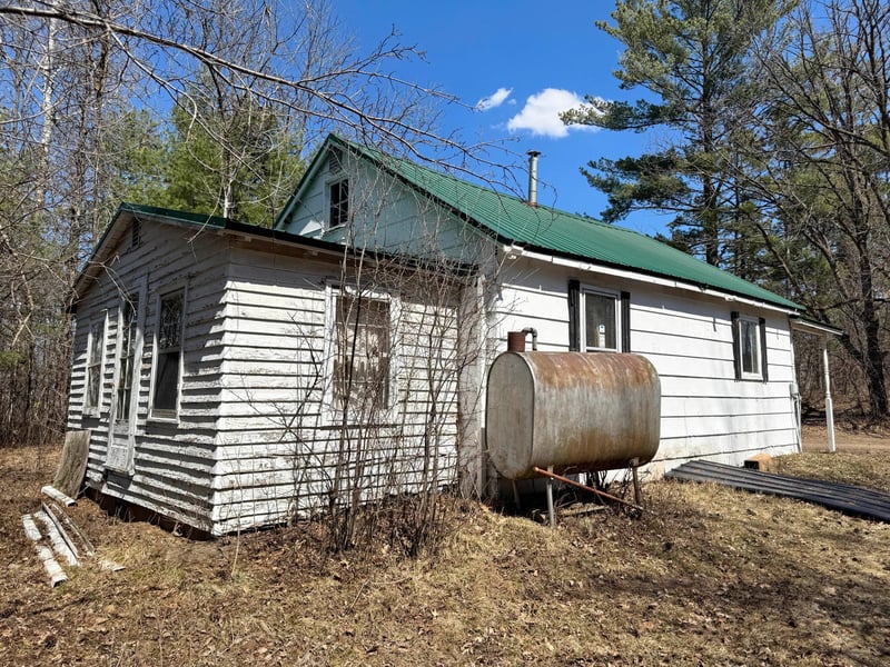 475 3rd Ave S, Isle, MN 56342