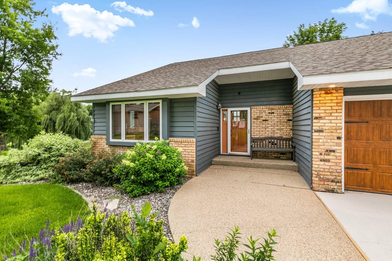 7601 93rd Ave NE, Spicer, MN 56288