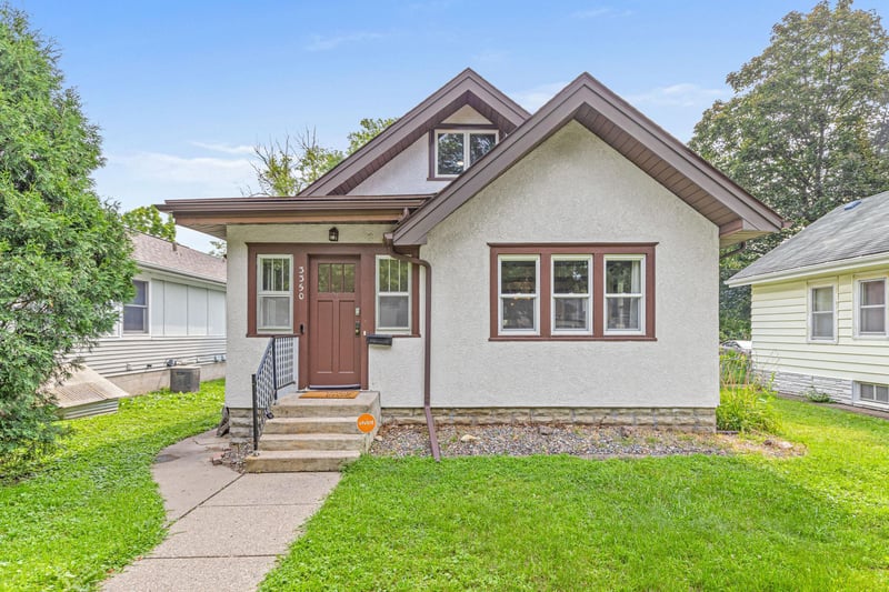 3350 Knox Ave N, Minneapolis, MN 55412