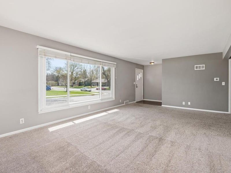 701 1st St NE, New Prague, MN 56071