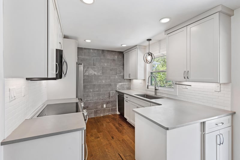 4984 Three Points Blvd, Mound, MN 55364