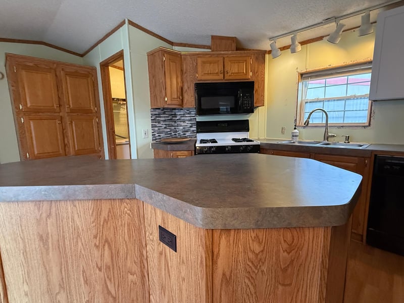 1341 104th Ln NE, Blaine, MN 55434