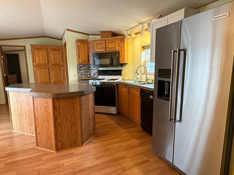 1341 104th Ln NE, Blaine, MN 55434