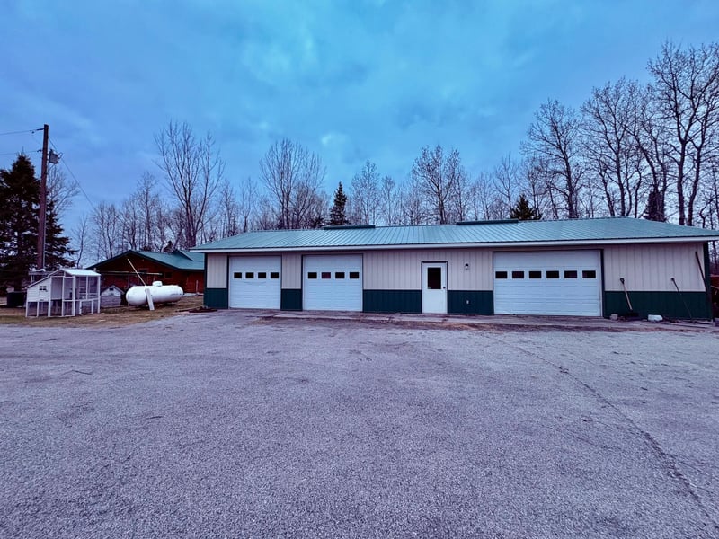 3616 Hay Creek Rd SE, Baudette, MN 56623