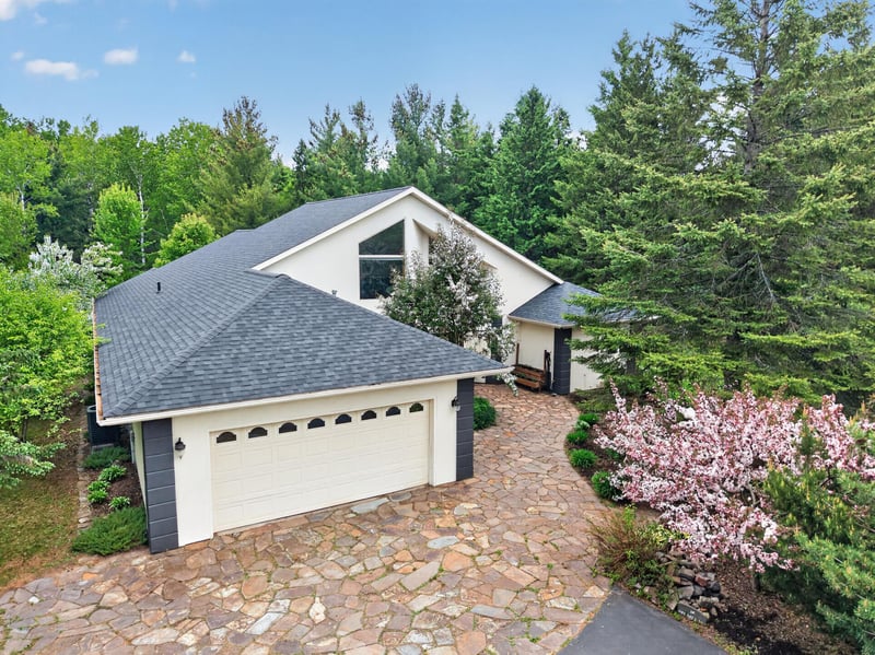 19 Mikaela Ln, Esko, MN 55733