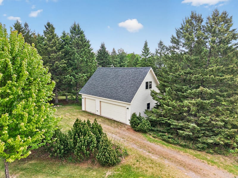 19 Mikaela Ln, Esko, MN 55733