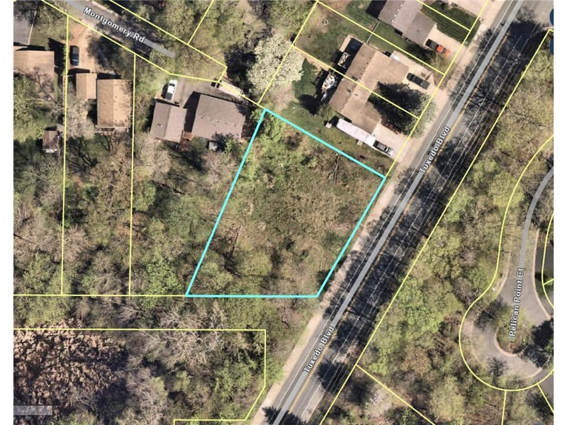 2875 Tuxedo Blvd, Mound, MN 55364