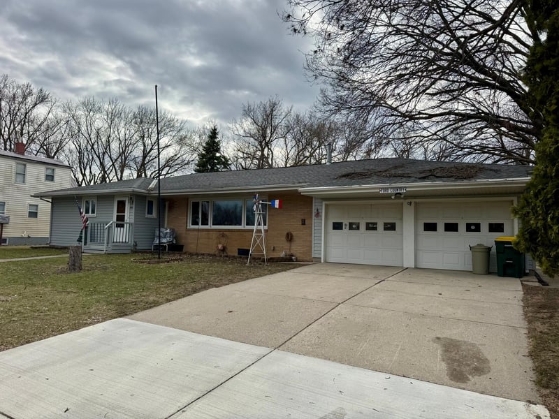 760 2nd St E, Lake Lillian, MN 56253
