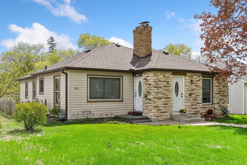 54335435 Penn Ave S, Minneapolis, MN 55419