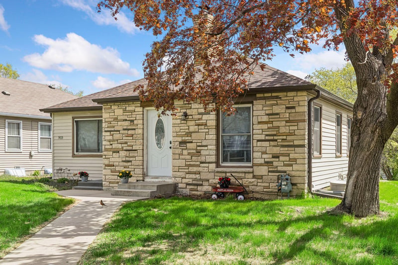 54335435 Penn Ave S, Minneapolis, MN 55419