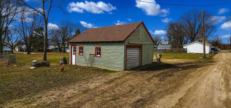 131 E Schlieman Ave, Appleton, MN 56208