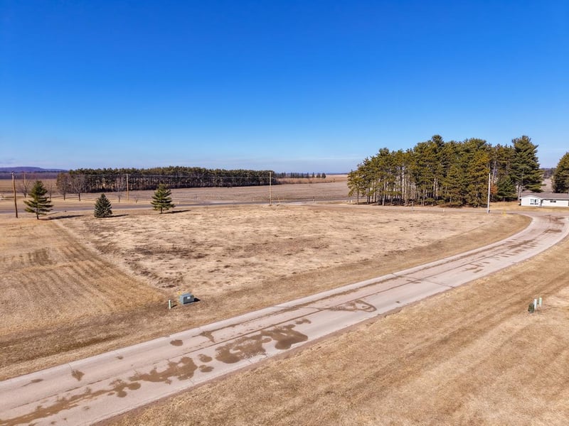 N6788 Pine Ridge Ln, Durand, WI 54736
