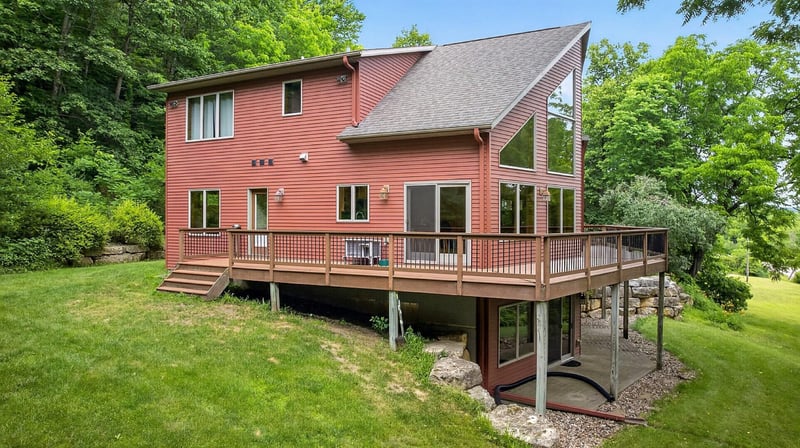 59261 County Road 7, Zumbro Falls, MN 55991