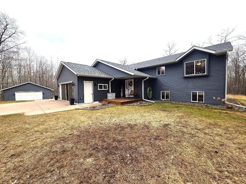 867 29th Ave, Barronett, WI 54813
