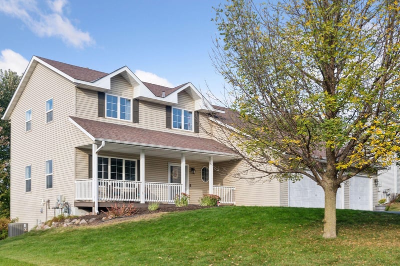 254 Jaspers Cir S, Chaska, MN 55318