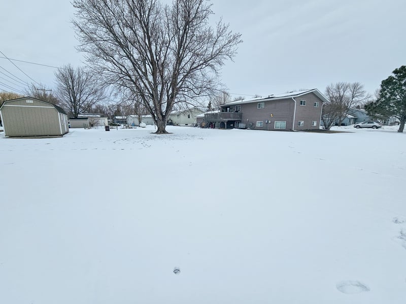 618 Saint Marys Ave SW, Red Lake Falls, MN 56750