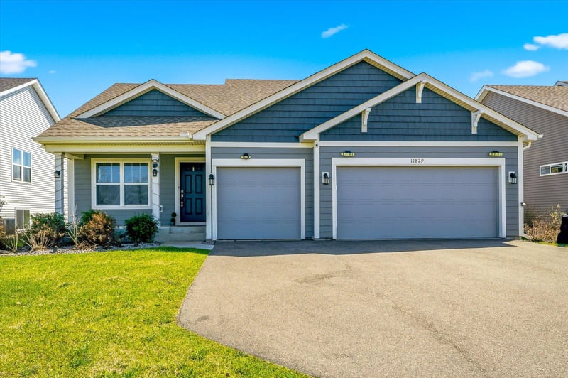 11829 71st St NE, Albertville, MN 55301