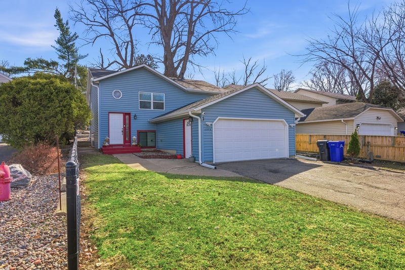 1372 Desoto St, Saint Paul, MN 55130