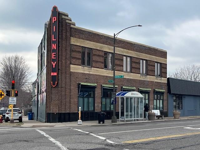 1032 7th St W, Saint Paul, MN 55102