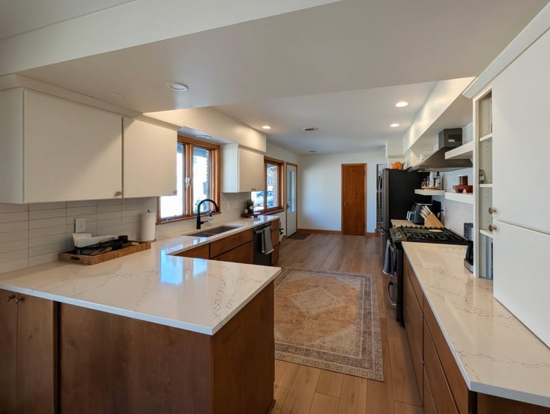 1308 Ridgeview Dr, Montevideo, MN 56265