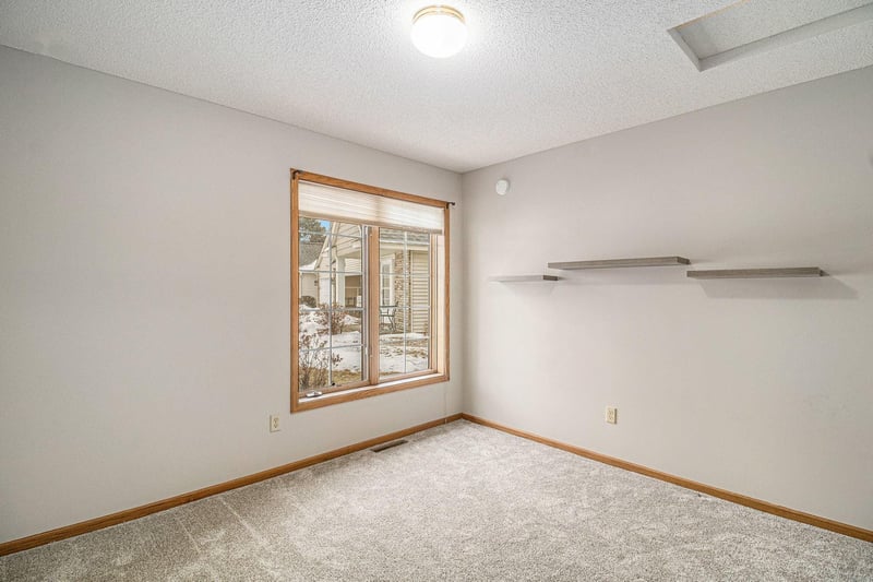 13142 Rose St NW, Coon Rapids, MN 55448