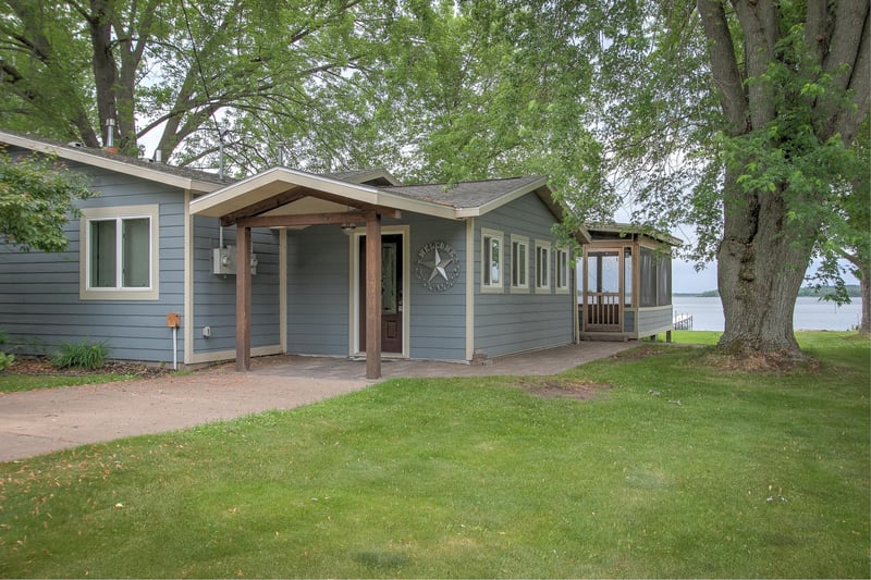 51735 Belle Isle Dr, Rush City, MN 55069