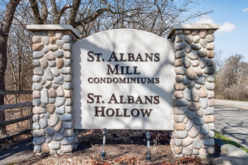 3020 Saint Albans Mill Rd #105, Hopkins, MN 55305