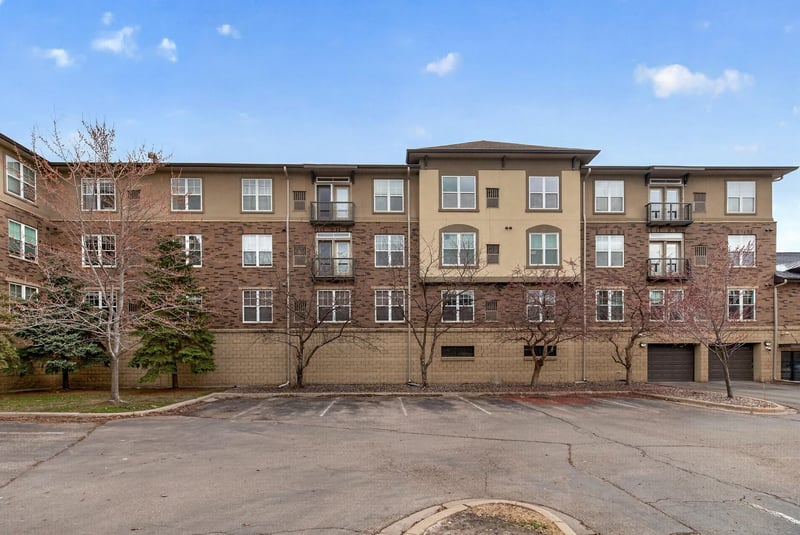 13560 Technology Dr #1228, Eden Prairie, MN 55344