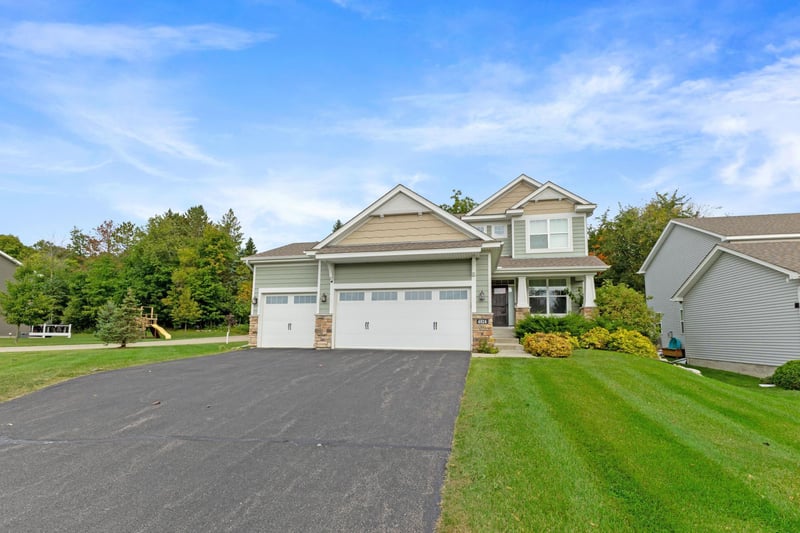4824 Red Oak Ln, Minnetrista, MN 55364