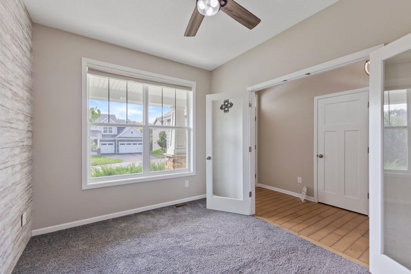 4824 Red Oak Ln, Minnetrista, MN 55364