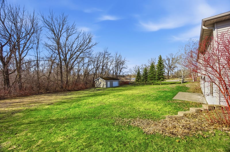 2341 Hillcrest Ln, Hawley, MN 56549