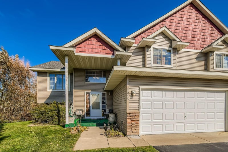 1045 162nd Ln NW, Andover, MN 55304