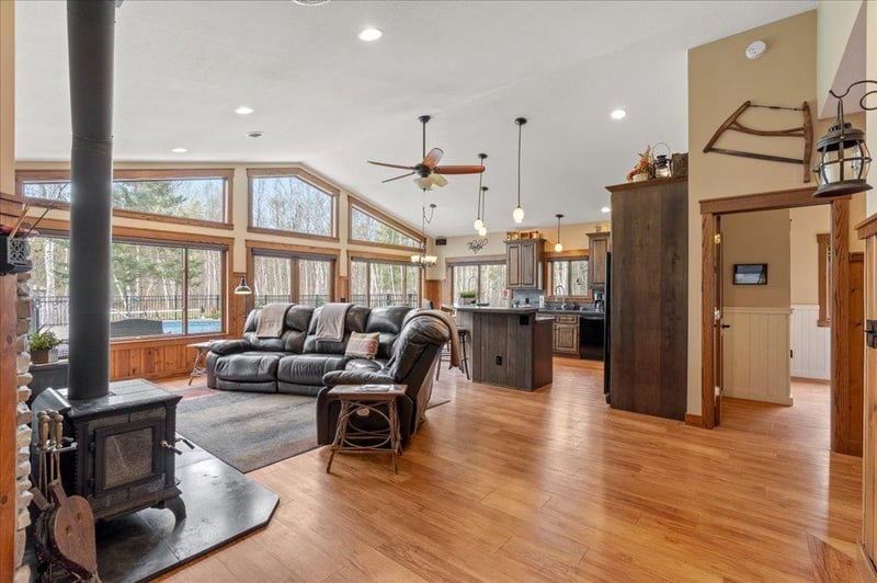8009 County 78, Nisswa, MN 56468