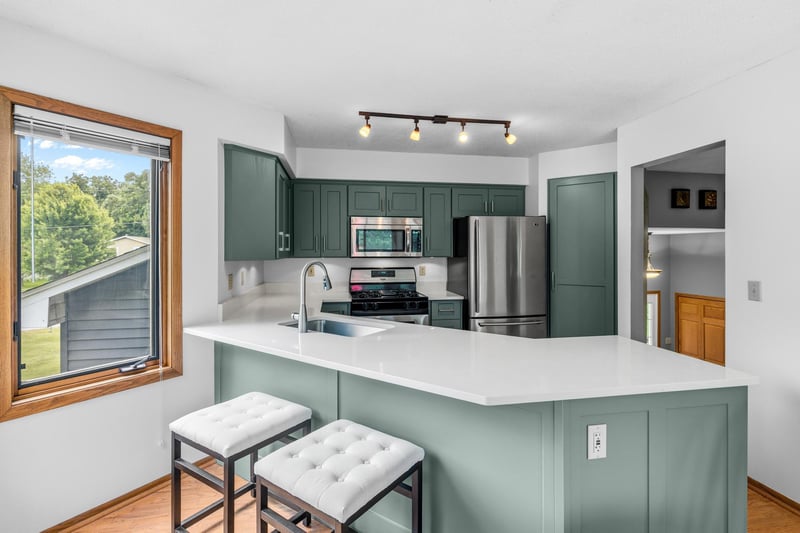 4911 106th Ave NE, Circle Pines, MN 55014