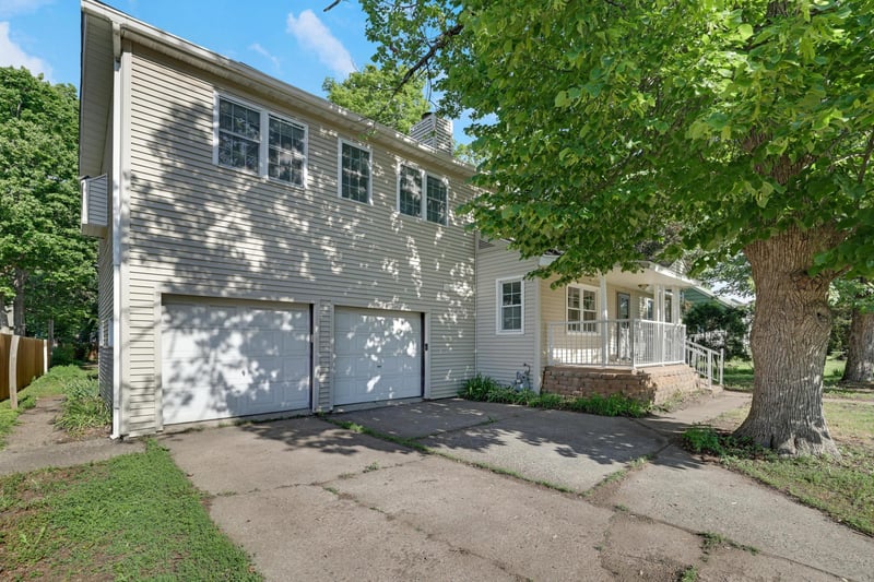 7514 Nicollet Ave, Richfield, MN 55423