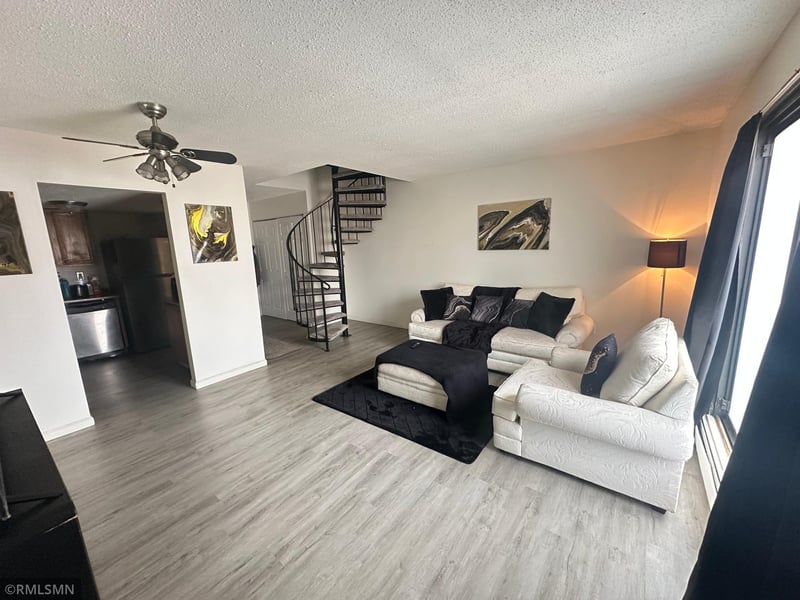 7226 72nd Ln N #210, Brooklyn Park, MN 55428