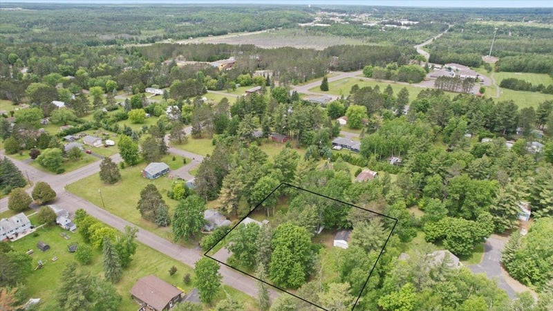1405 Roland Rd, Cloquet, MN 55720