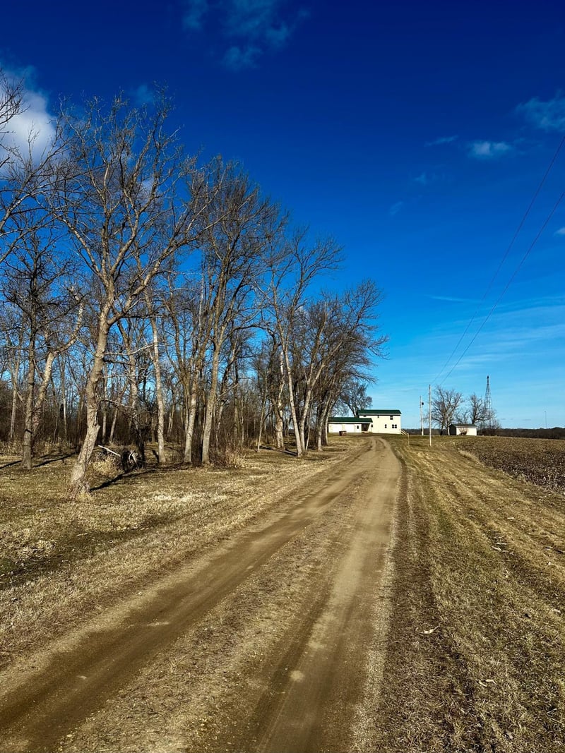 17556 300th Ave, Starbuck, MN 56381