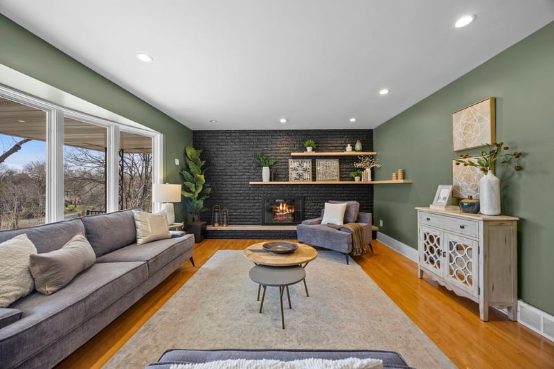 1340 Alpine Ps, Golden Valley, MN 55416