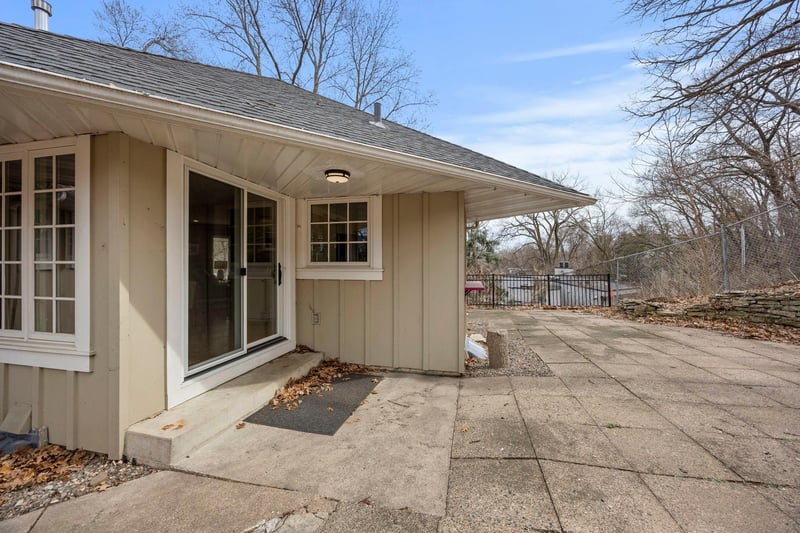 1340 Alpine Ps, Golden Valley, MN 55416