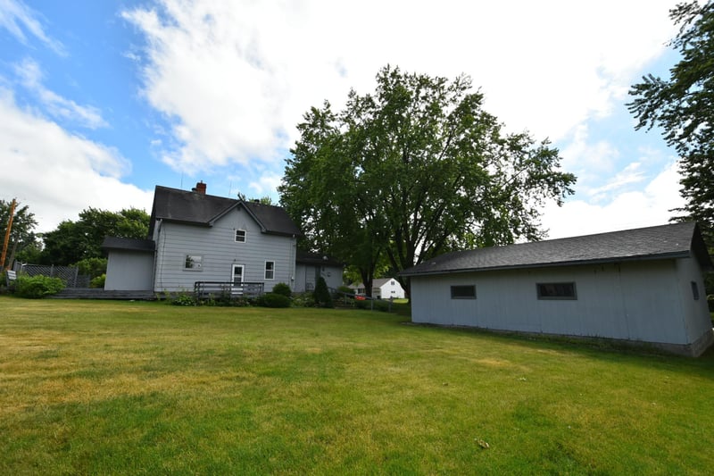 581 2nd Ave E, Zumbrota, MN 55992