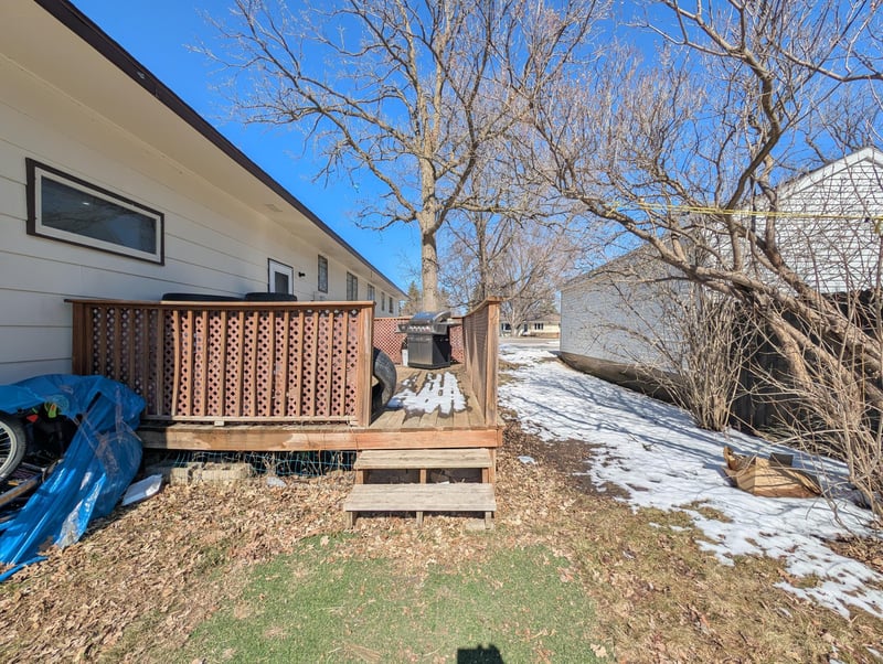 411 6th Ave SW, Perham, MN 56573