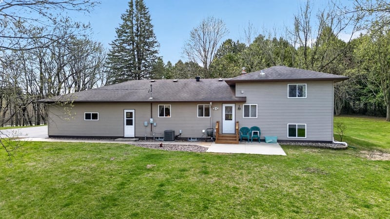 26184 615th St, Mantorville, MN 55955