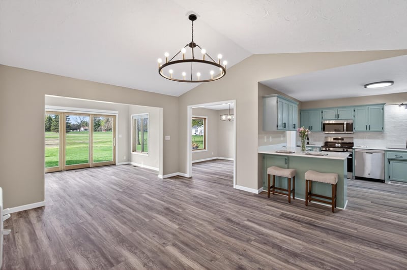 901 W Main St, Belle Plaine, MN 56011