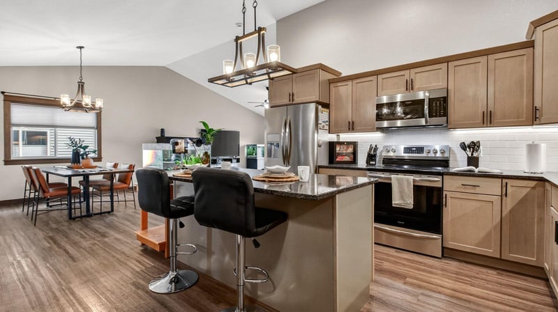4881 Field Crest Ln, Eau Claire, WI 54701