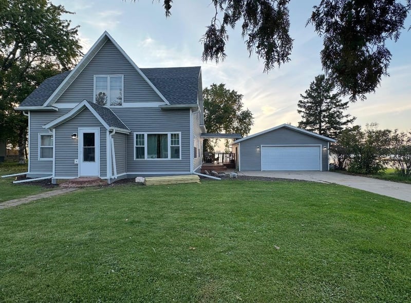 307 Vance Ave S, Erskine, MN 56535