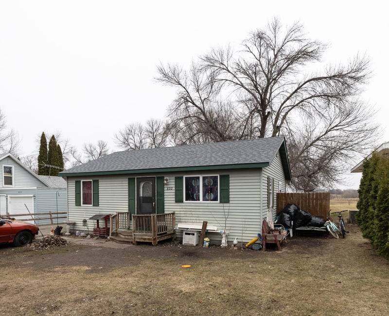 602 1st St, Hawley, MN 56549