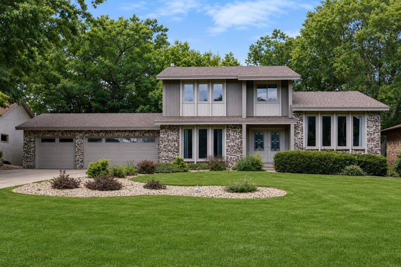 3170 12th St NW, New Brighton, MN 55112